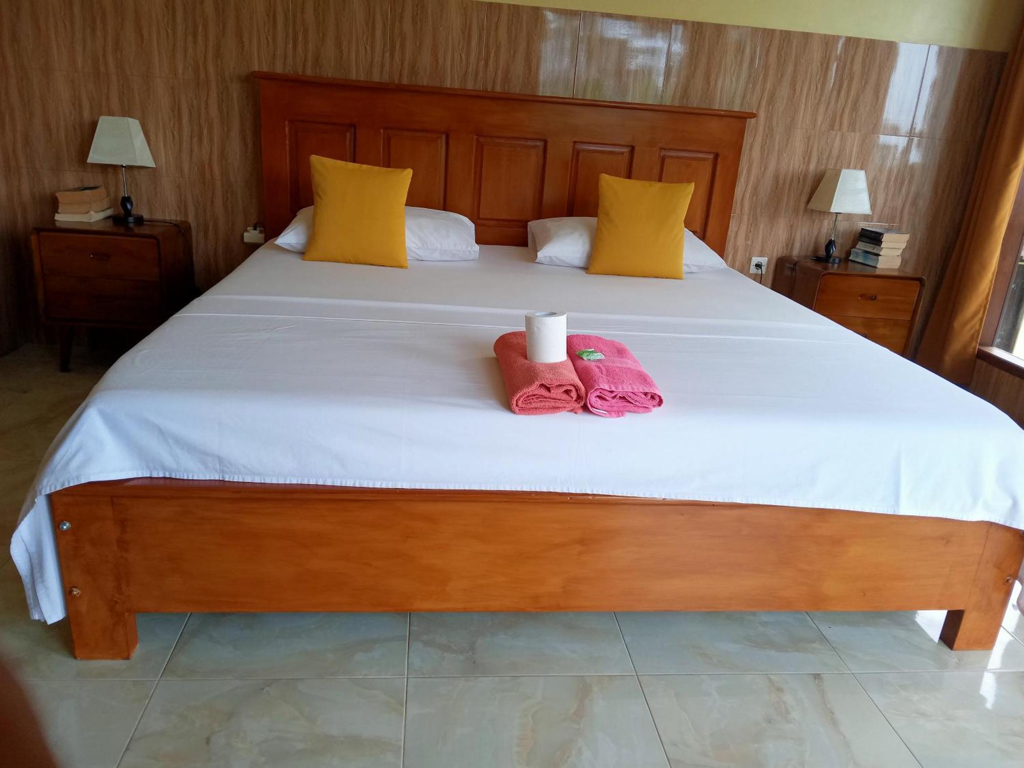Padoba Mimpi House Hotel Karangasem  Ruang foto